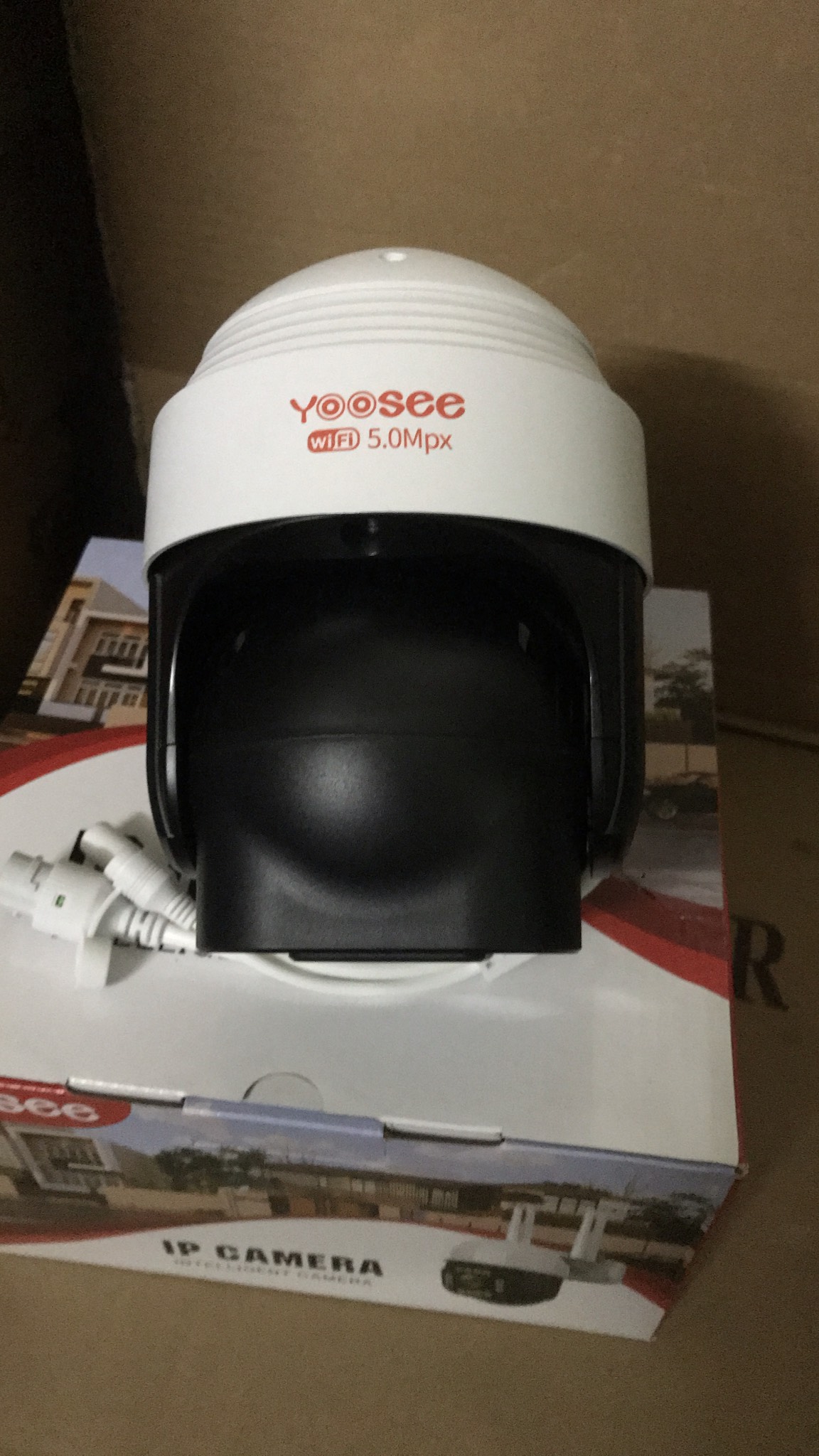 Camera Yoosee PTZ Speeddome C15 Độ phân giải 5.0M xoay 360 độ (thẻ nhớ tùy chọn )
