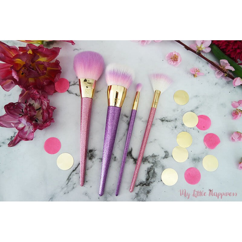 Cọ Đánh Má Hồng Real Techniques Brush Crush Volume 1 Blush 302