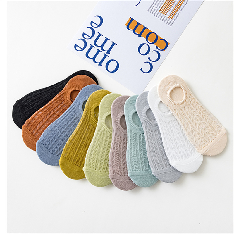 Women Summer Non-slip Invisible Boat Socks Shallow Mesh Breathable No show Socks. 