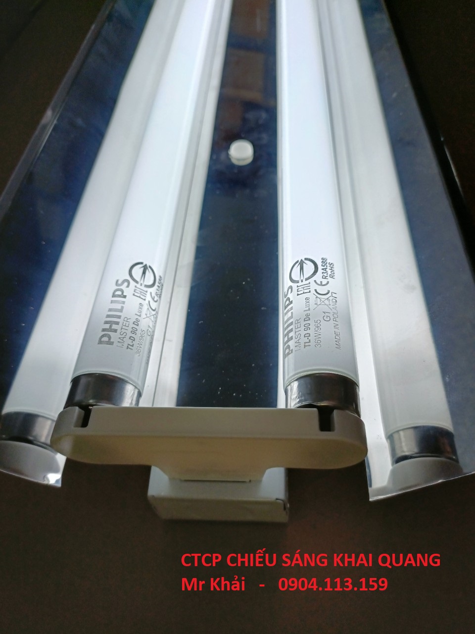 (SALE) Bộ đèn D65 2x36W PHILIPS dùng so màu