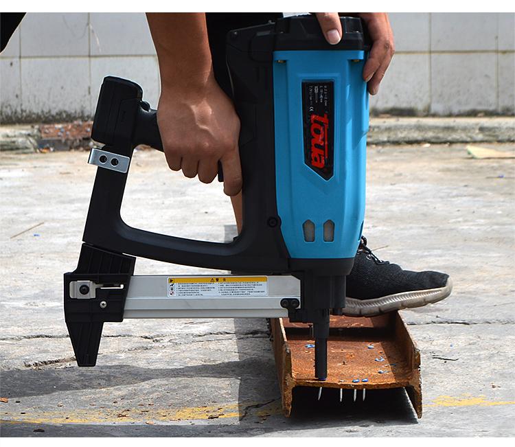 Đinh bắn bê tông 19mm, 22mm (hộp 1000 cái + 1 ga)