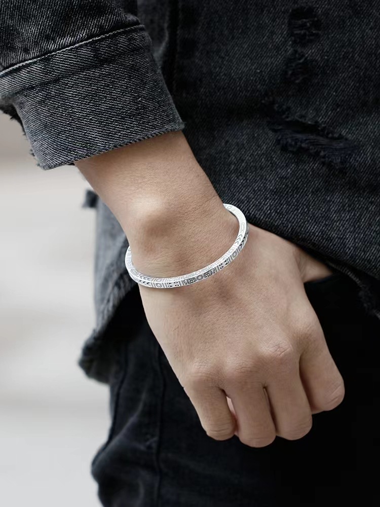 New%202023%20Silver%20Colour%20Auspicious%20Totem%20Bracelets%20Men%20Ethnic%20Open%20Bracelet%20Party%20Jewelry%20Accessories%20Gift%20-%20Image%202