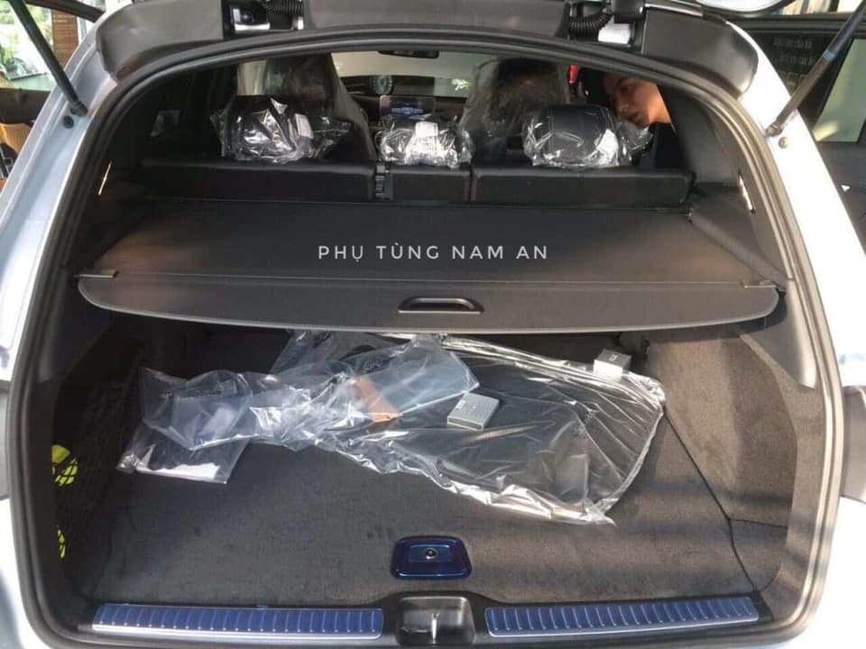 TẤM CHẮN CỐP MERCEDES-BENZ GLC/GLK (RÈM KÉO CỐP GLC/GLK)