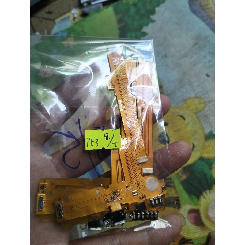 Cụm chân sạc vivo Y53