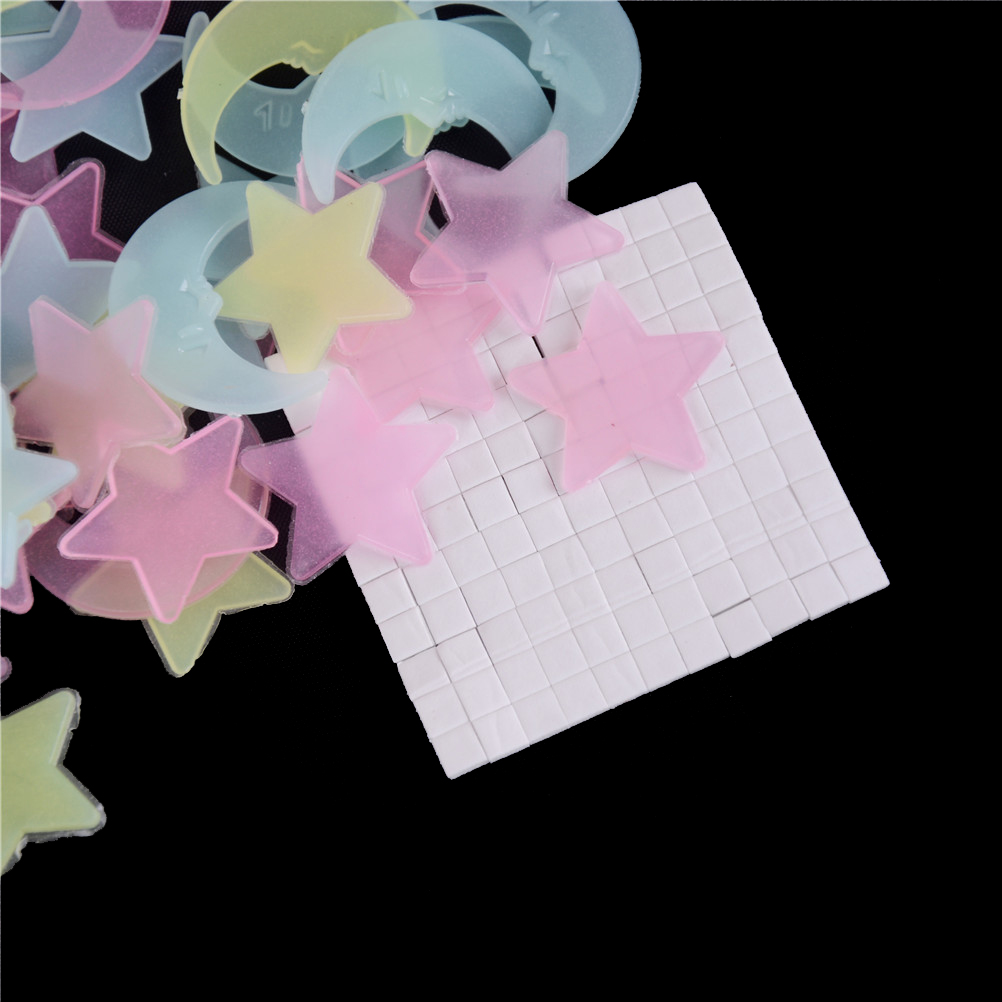 100 Stars Moon Storage Fluorescent Luminous Stickers Bedroom Decoration Kids Toy YUEYING. 