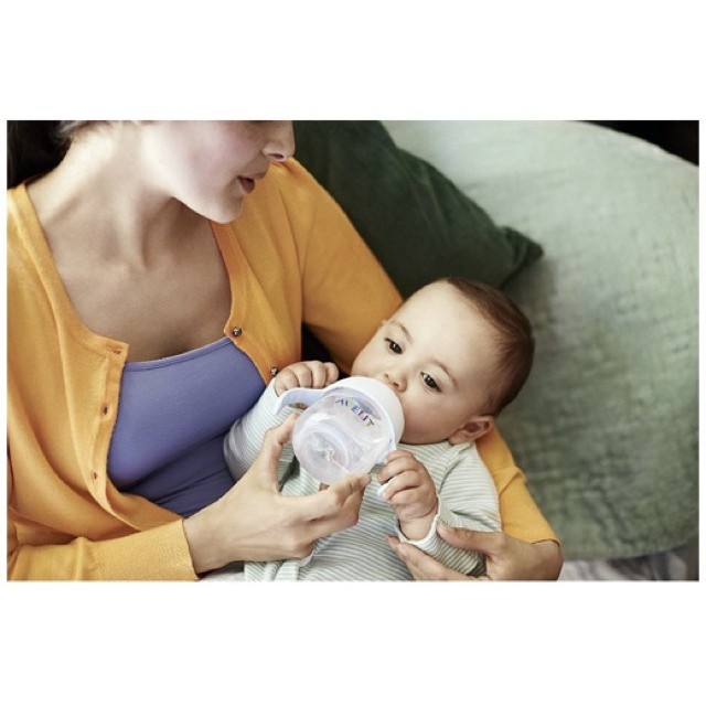 Bình tập uống Avent dung tích 150ml 2 in 1(kèm thêm 1 núm ti bình sữa số 3)