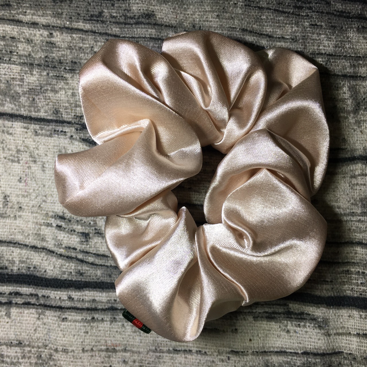 [HCM]Cột tóc Scrunchies nhiều mầu phi bóng, lụa bóng có lựa màu phong cách Hàn Quốc - Selenshop
