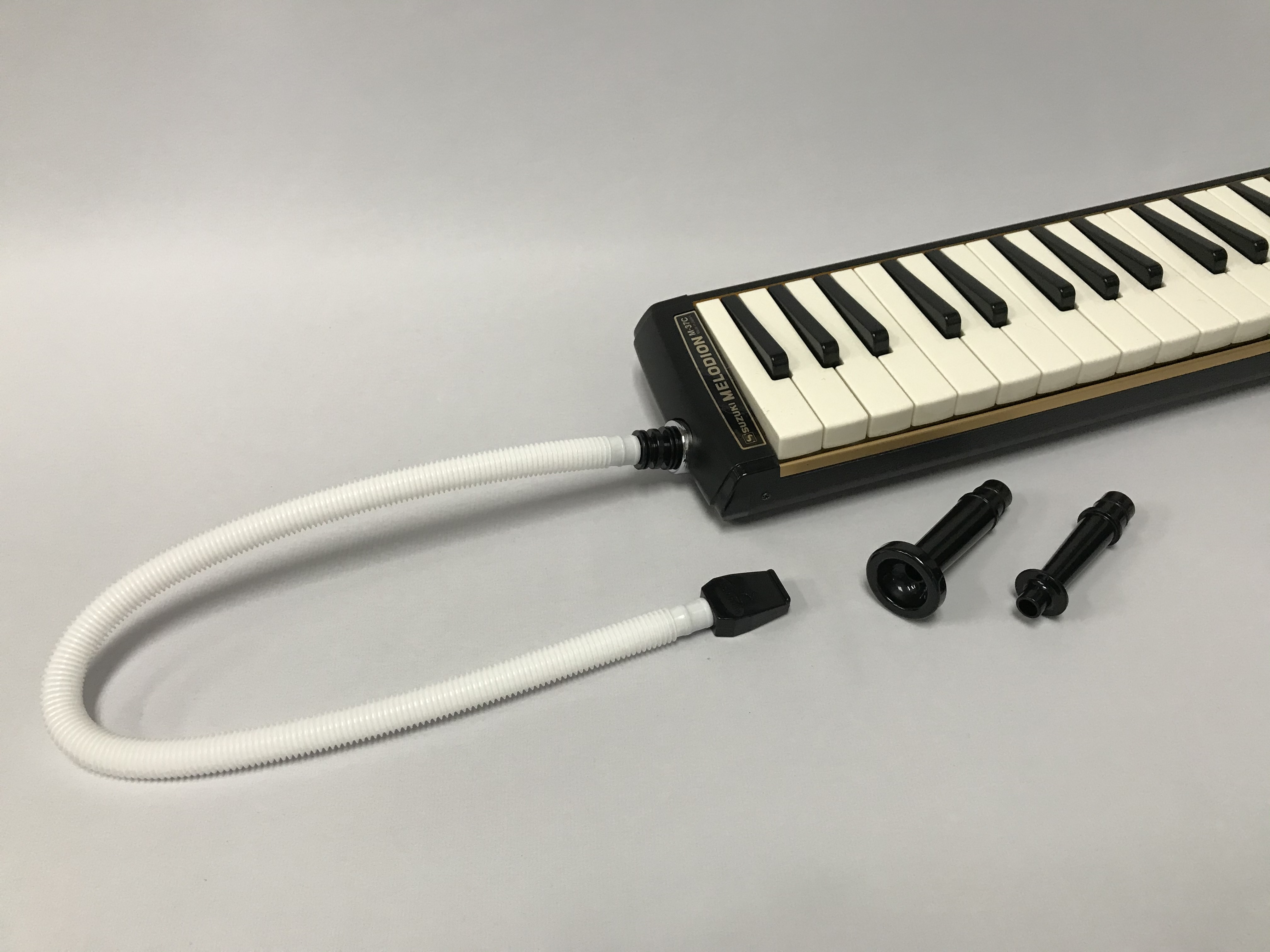 Melodion Suzuki Alto Melodion Melodica Harmonica M37C. Made in