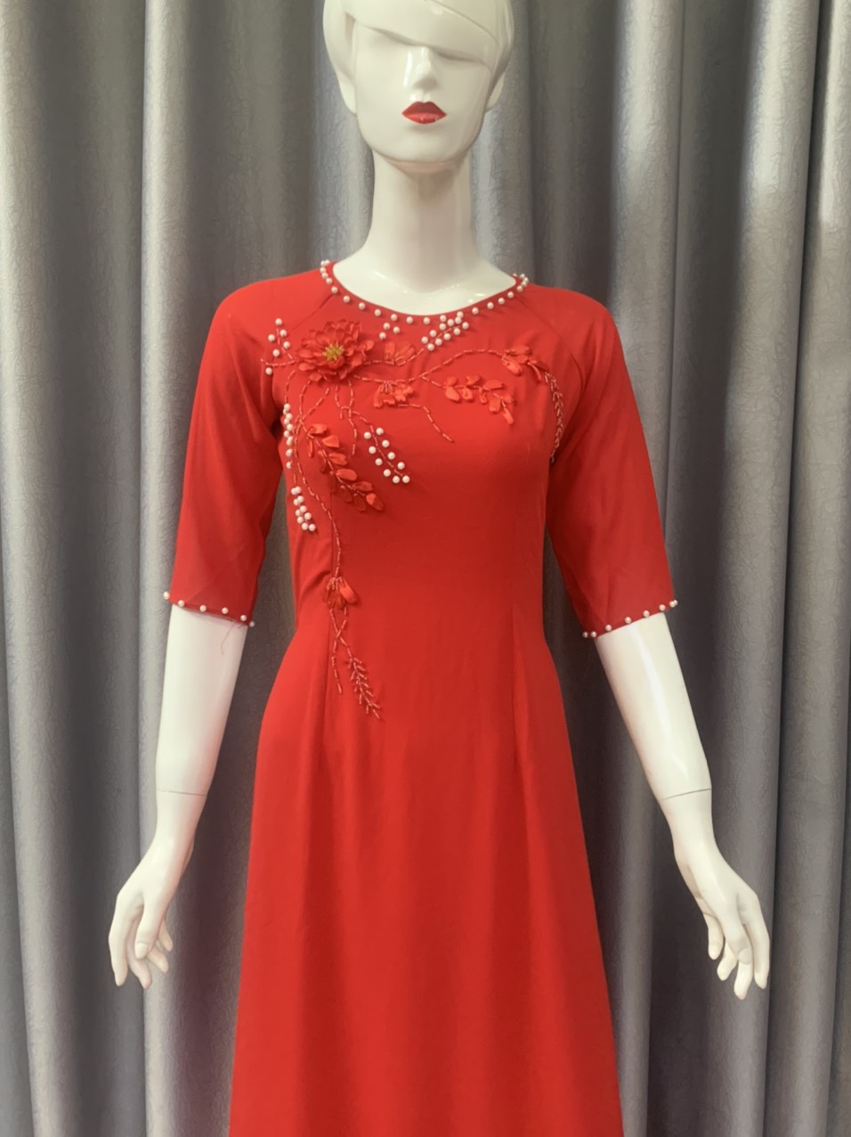 Áo dài lụa chiffon đính hoa, áo dài 4 tà truyền thống đỏ - áo dài lụa mặc tết lễ cưới trung niên