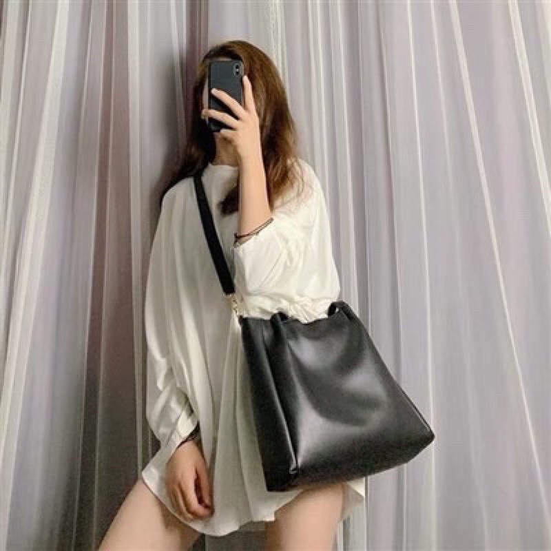Túi da tote basic đựng vừa a42 màu vàng đen