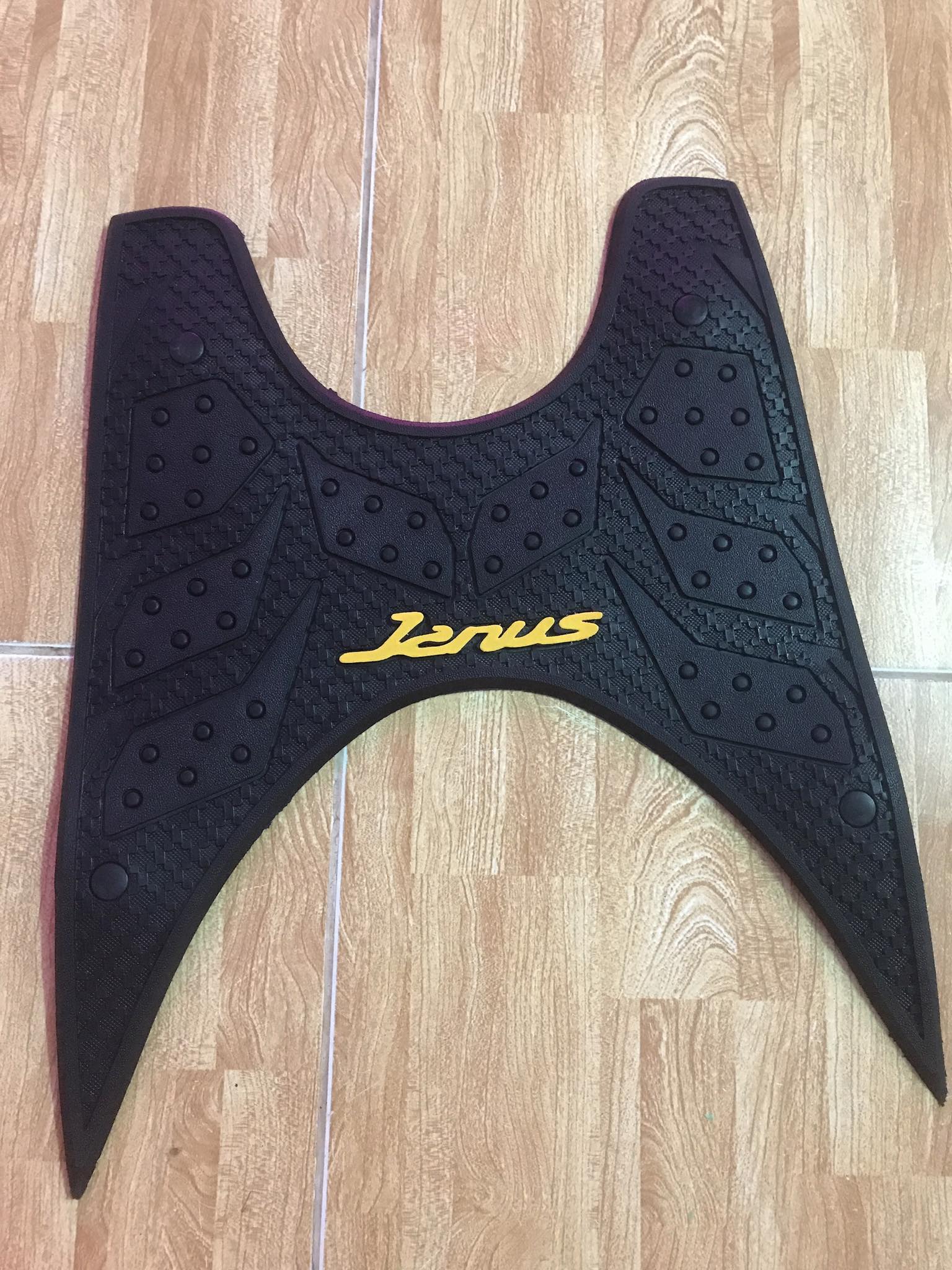 thảm LÓT SÀN xe janus/THẢM lót CHÂN xe yamaha yanus, gác chân TRƯỚC CAO SU JANUS