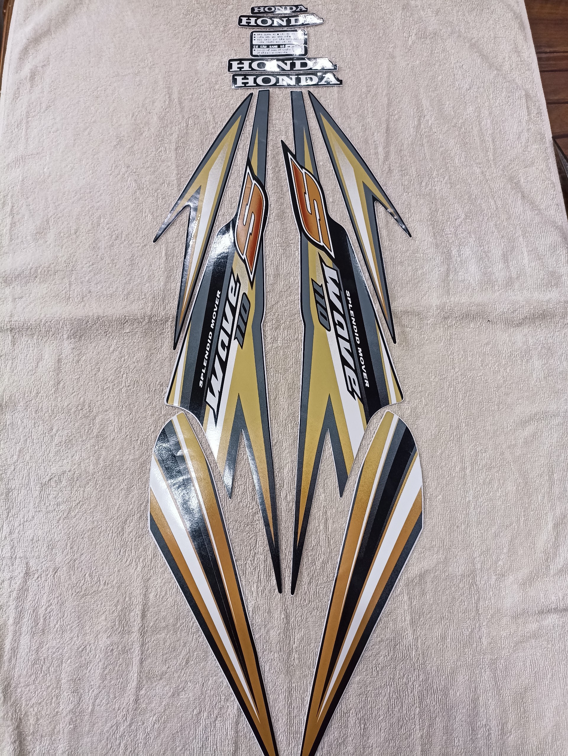 Bộ tem decal dán xe máy Honda Wave S 110 đời 2010 màu đen zin thái siêu đẹp