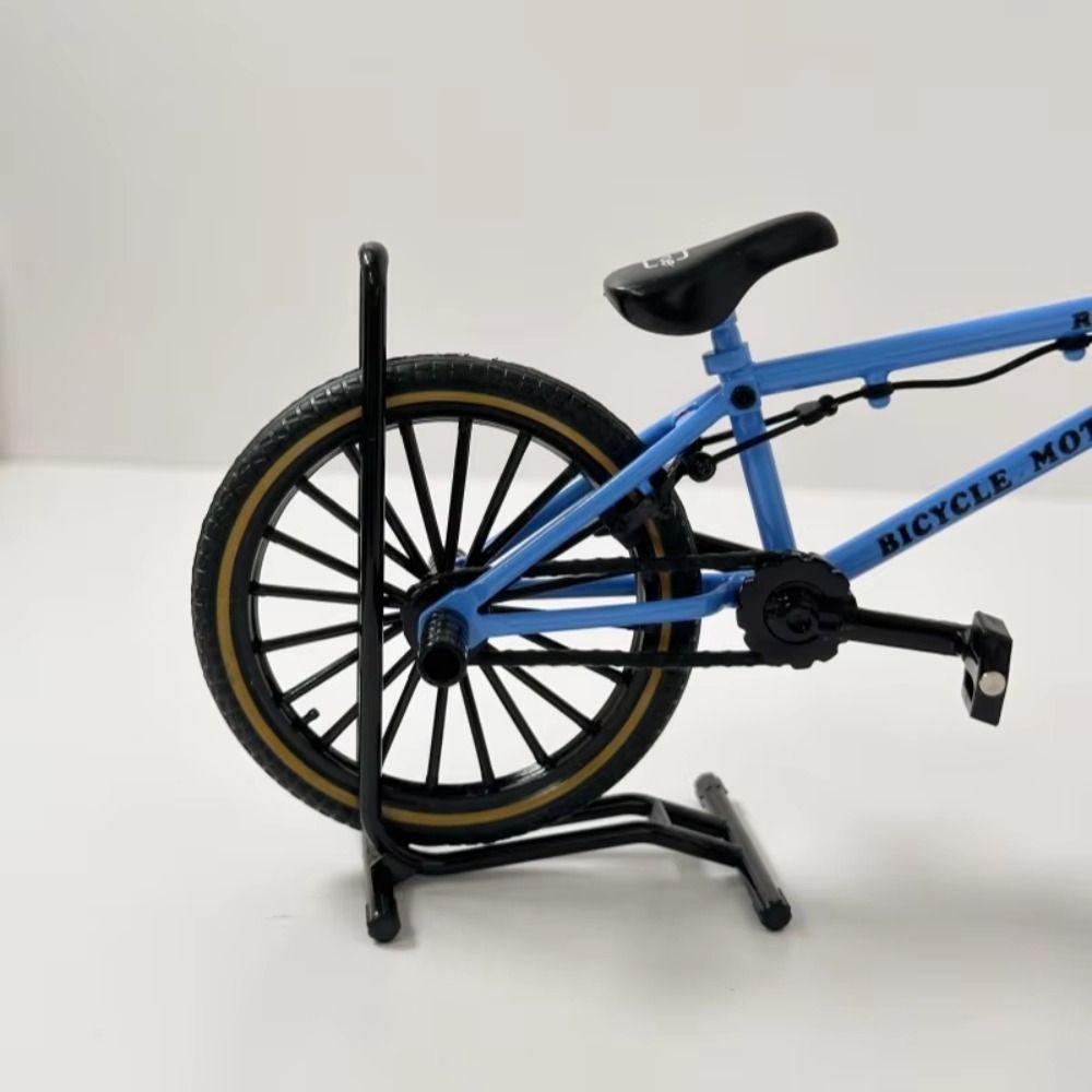 Birthday%20Gift%20Parking%20Rack%20Bicycle%20Model%20Toy%20Stunt%20Bike%20Diecast%20Finger%20Mini%20Bike%20Alloy%20Metal%20:8%20Scale%20Simulation%20Bike%20Home%20Decor%20-%20Image%202