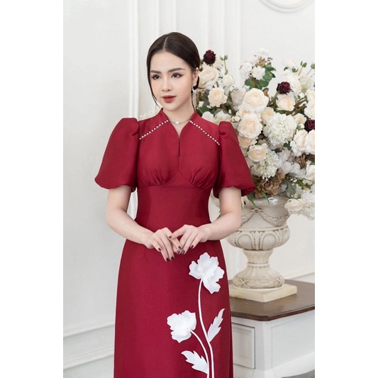 Áo dài cách tân đỏ tết 2023