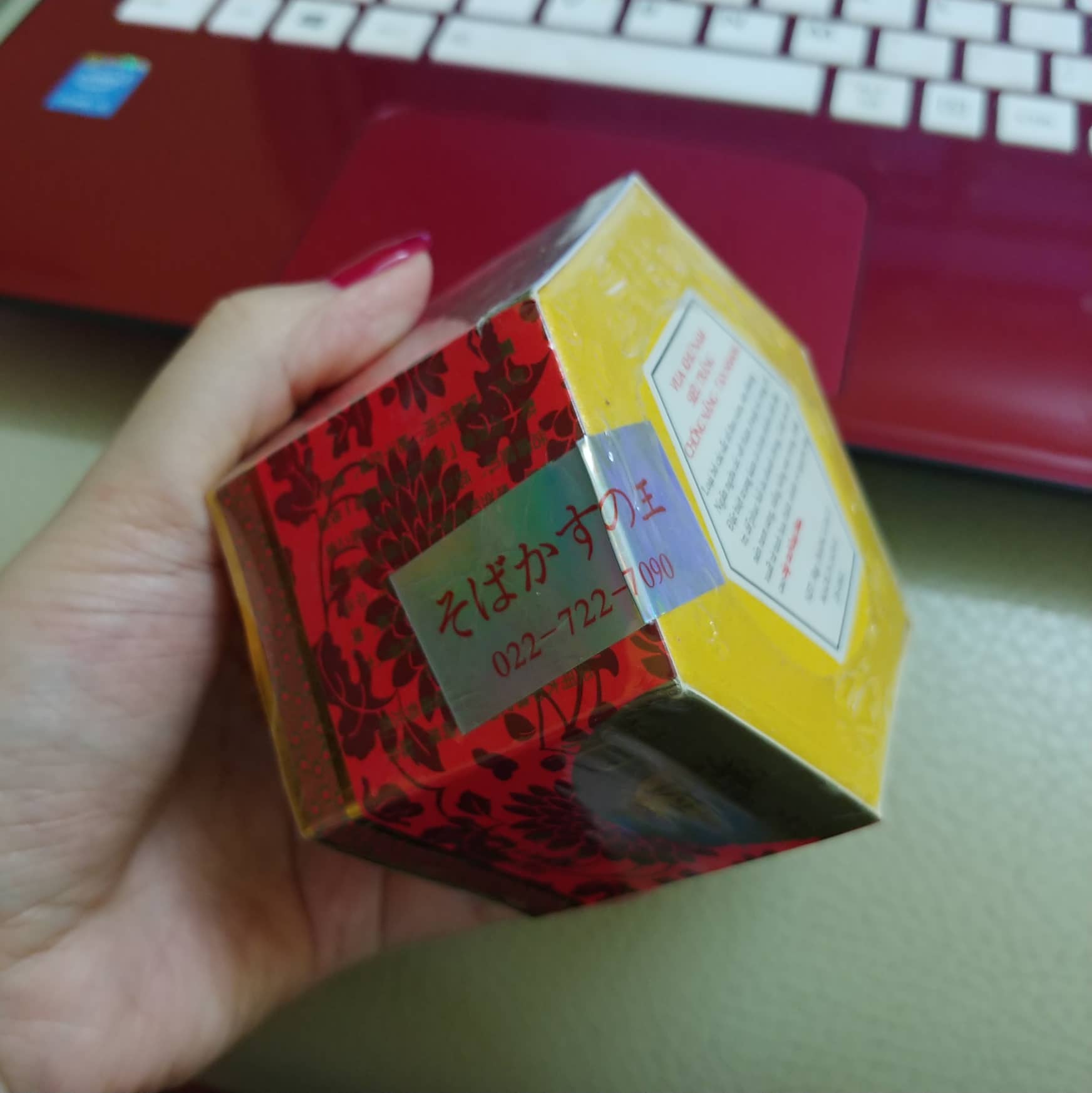 Kem vua khử nám Nhật Bản
