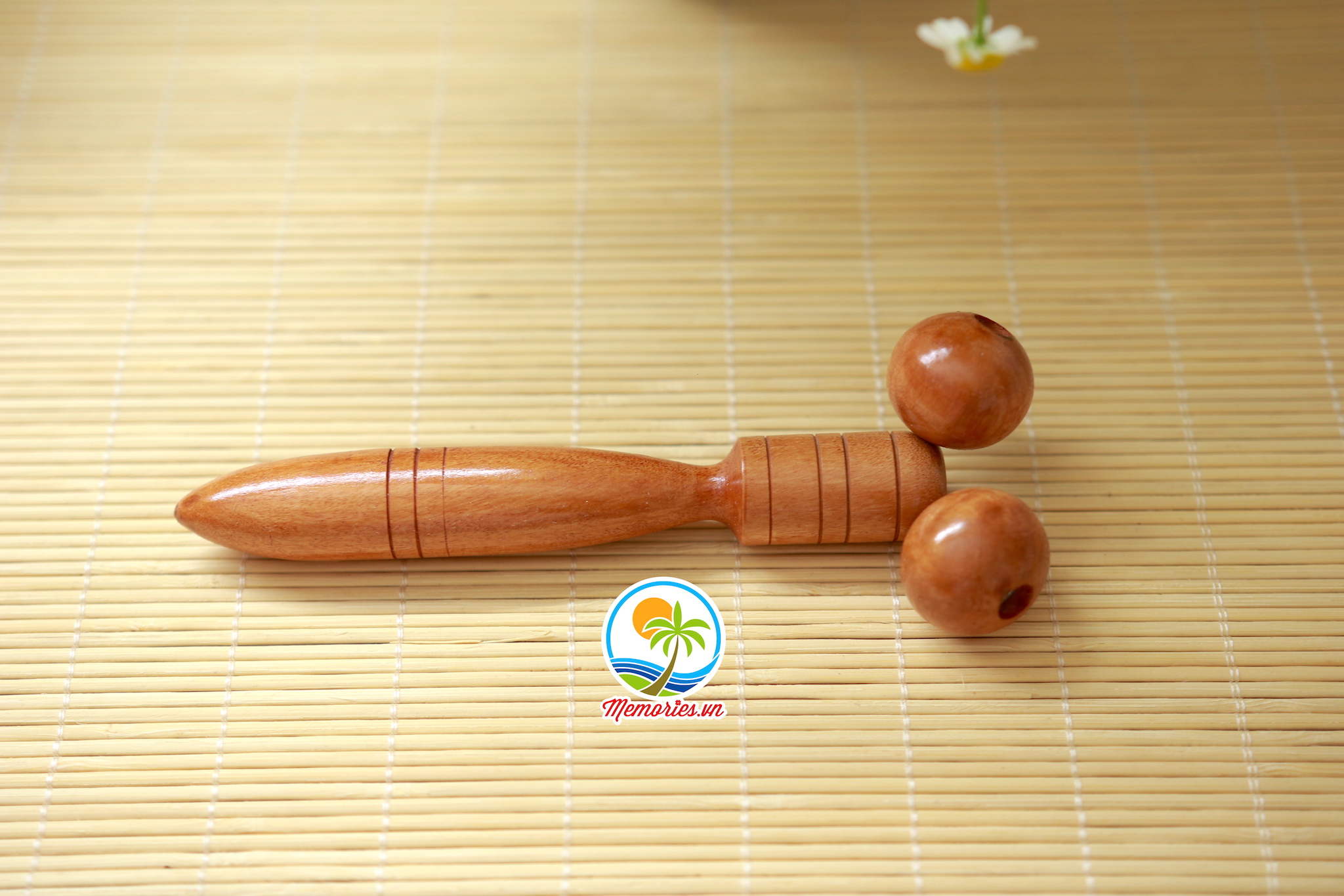 Cây Lăn Massage Mặt Cổ Mũi Làm Bằng Gỗ Dừa