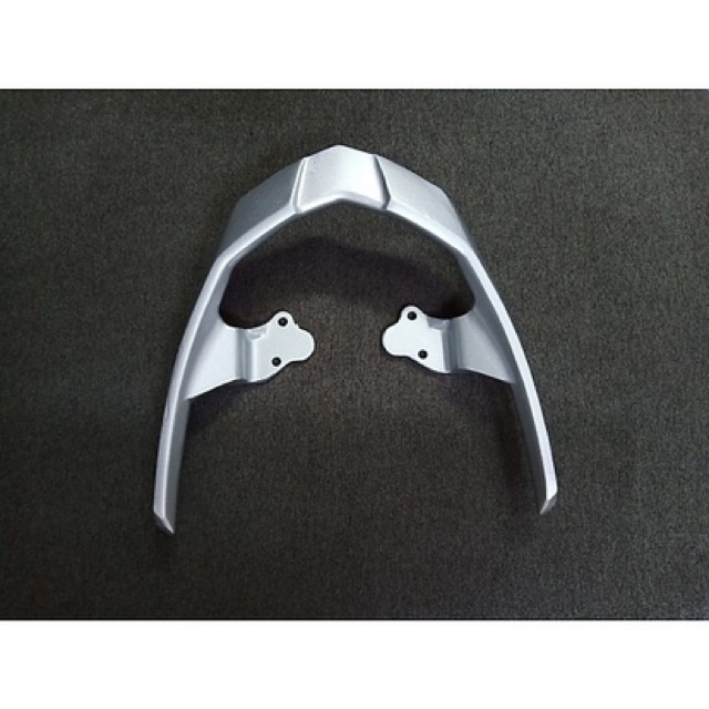 Cảng sau (tay dắt) Spark gắn Sirius xăng cơ
