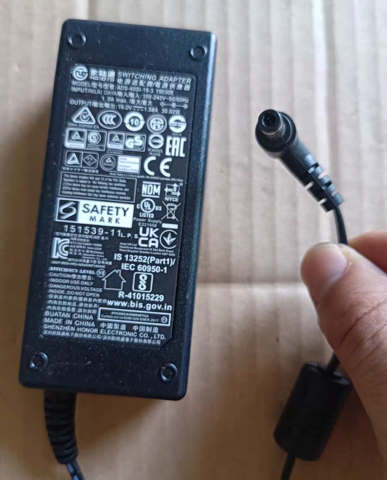 HOIOTO%2019V%201.58A%20AC%20DC%20Adapter%20ADS~40NP~19~1%2019030E%2030W%20Charger%20For%20Hp%2023ER%20DISPLAY%2022EP%2024F%20MONITOR%20Power%20Supply%20DC%205.5*2.5mm%20-%20Image%206