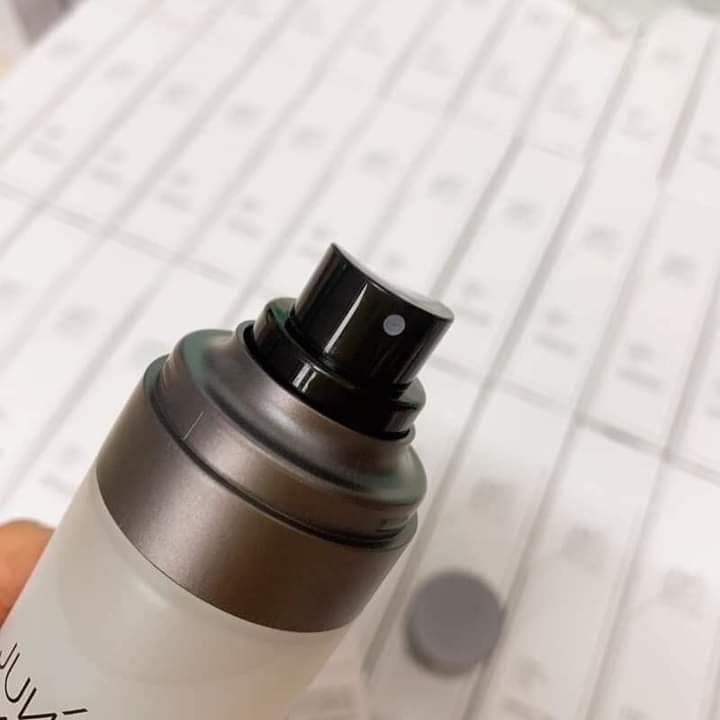 Xịt Khoá Jung Saem Mool 3-in-1 Essential Mool Micro Fitting Mist