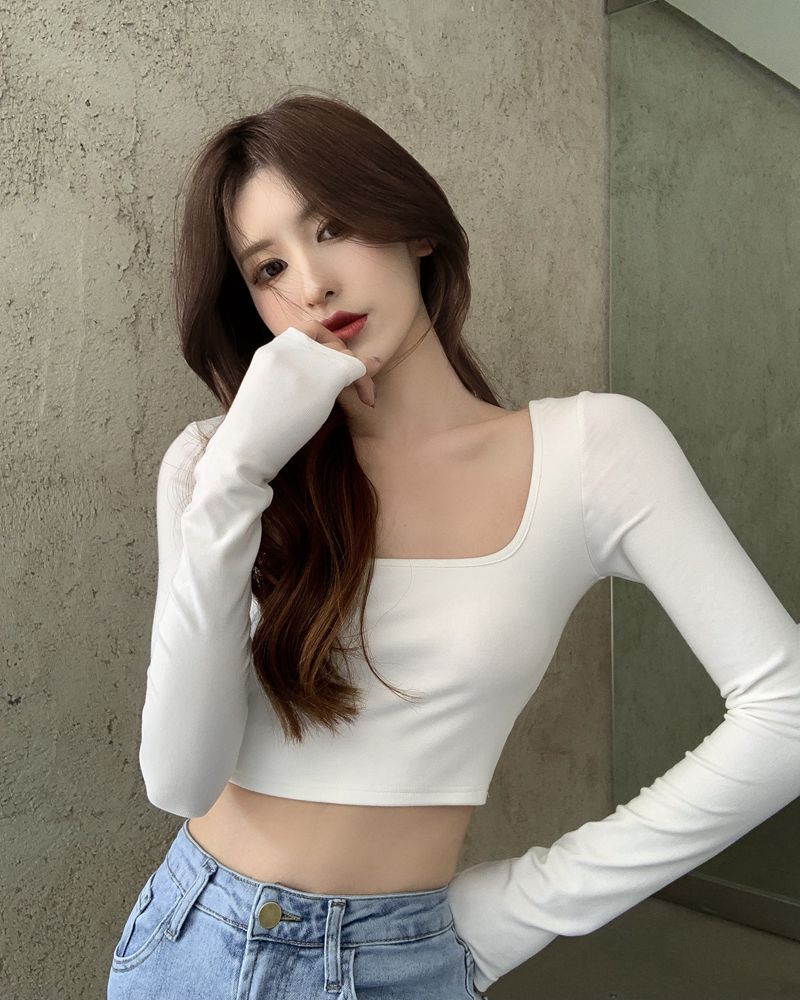 Hot Girl Square Neck Long Sleeve T-Shirt Women's Fall 2023 New White Lace-up Cropped Open Back Slim Base Layer Top.