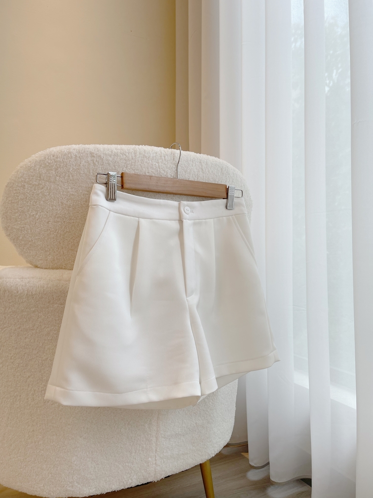 BEAUTEBYV - Quần short nữ vải tafta Hanny