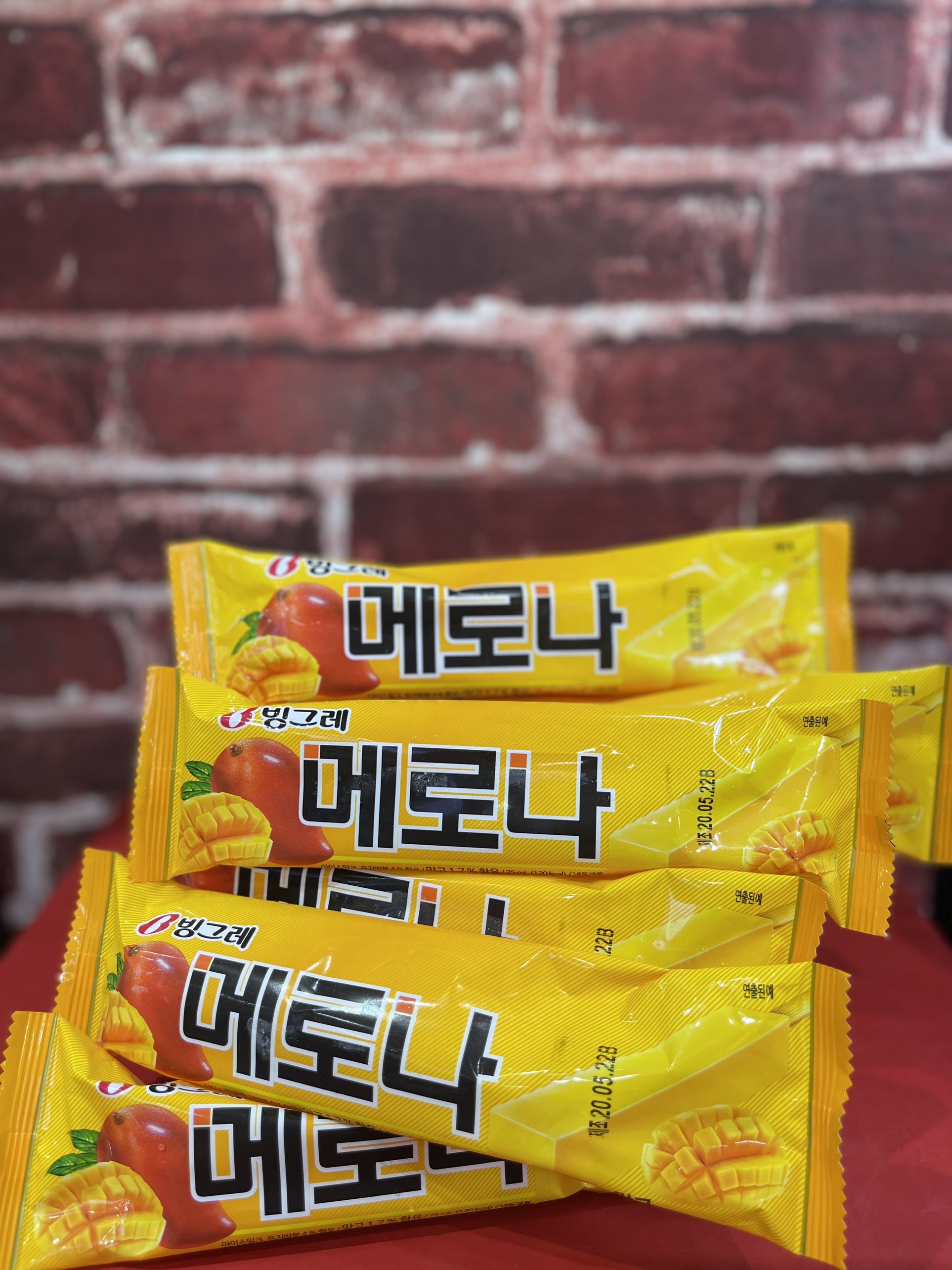 Kem Trái cây Melona  Binggrae Hàn Quốc