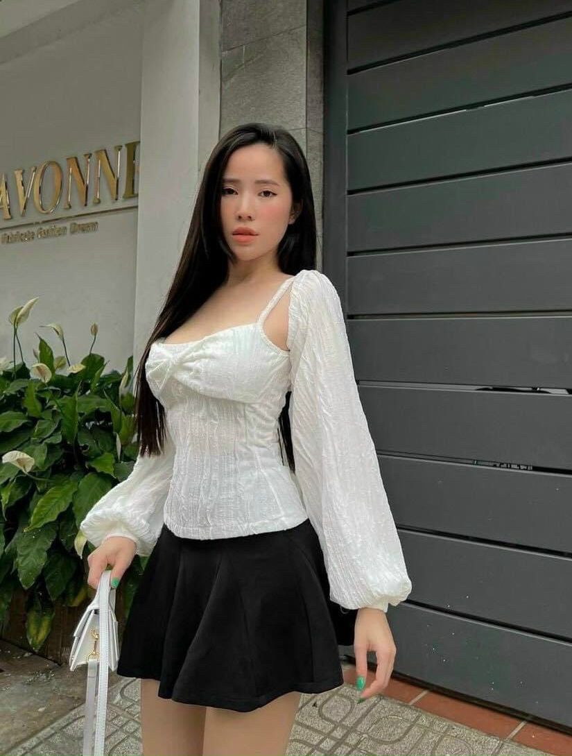 Áo len gân xẻ cổ siêu hot.