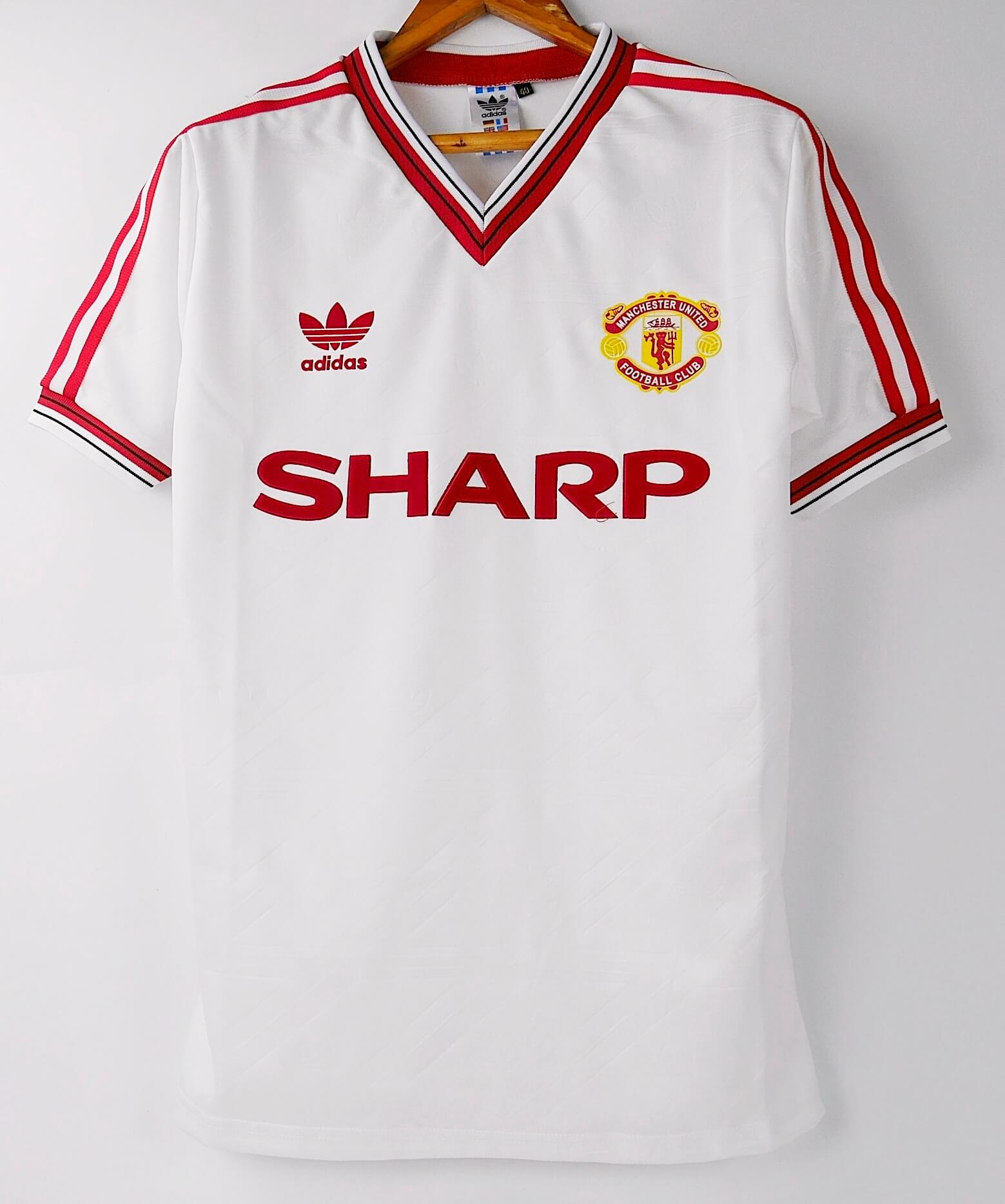 mufc 1986 retro away