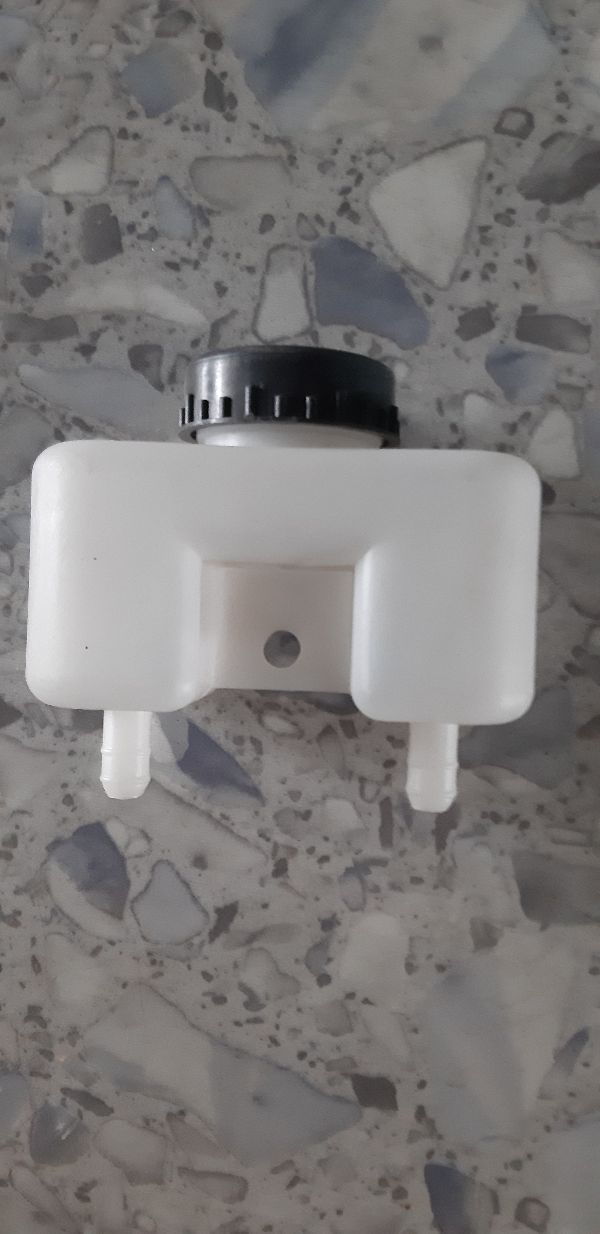 BÌNH DẦU THẮNG XE 3 BÁNH