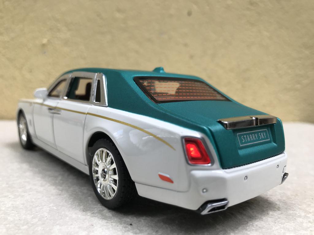 Mô hình xe Ô tô Rolls-Royce Phantom 2020 1:32