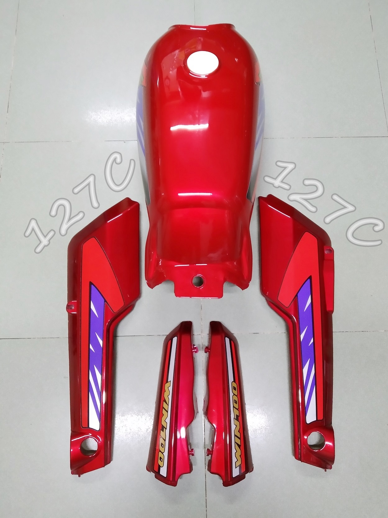 [Hcm] Combo Set of Large Fuel Tank & Large & Small Trunk Win 100Cc (Black/Red)