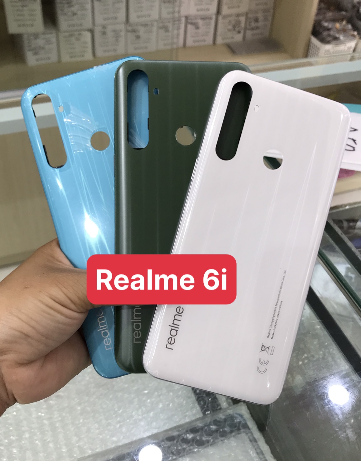 Nắp lưng Realme 6i ( có nút bấm +kính camera)