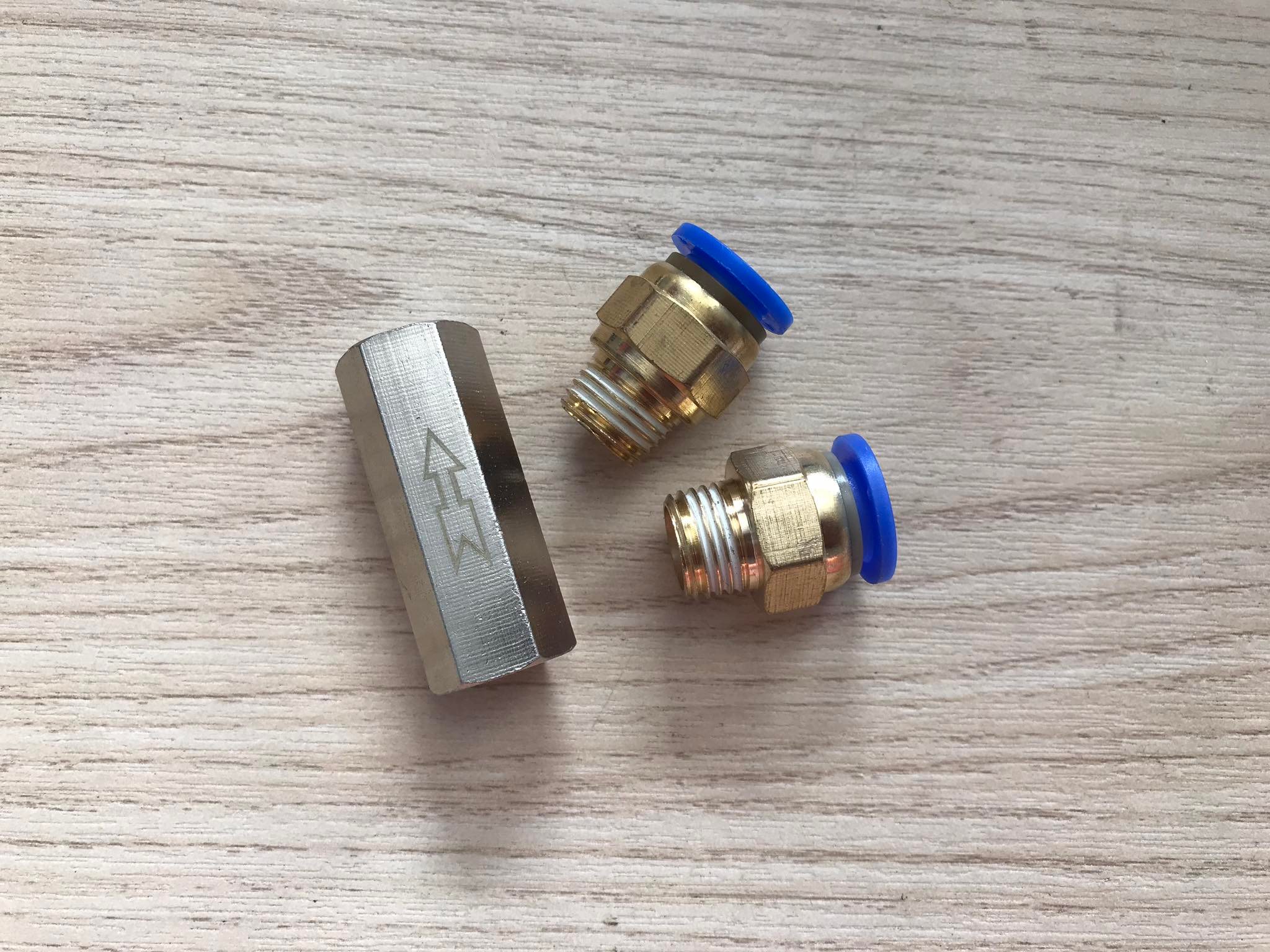 SET van 1 chiều và đầu nối nhanh