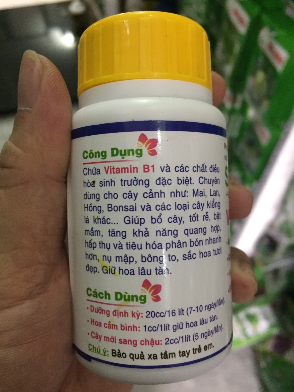 [HCM]PHÂN BÓN NPK SINH HỌC SUPER ROOTS VITAMIN B1 CHAI 100ML
