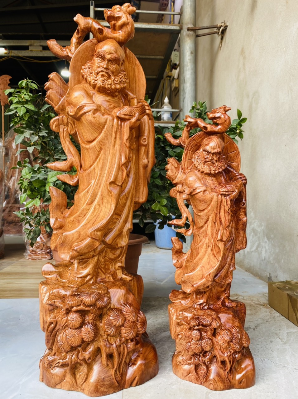 Tượng Đạt Ma Quá Hải Gỗ Hương Siêu Vân