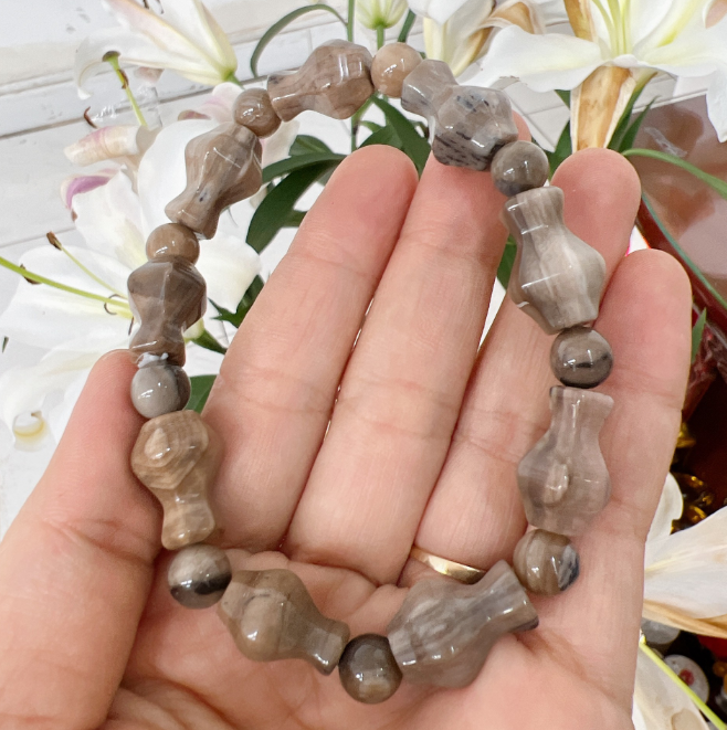 🍁 Vòng tay gỗ Hóa thạch lục bình -hàng thực tế