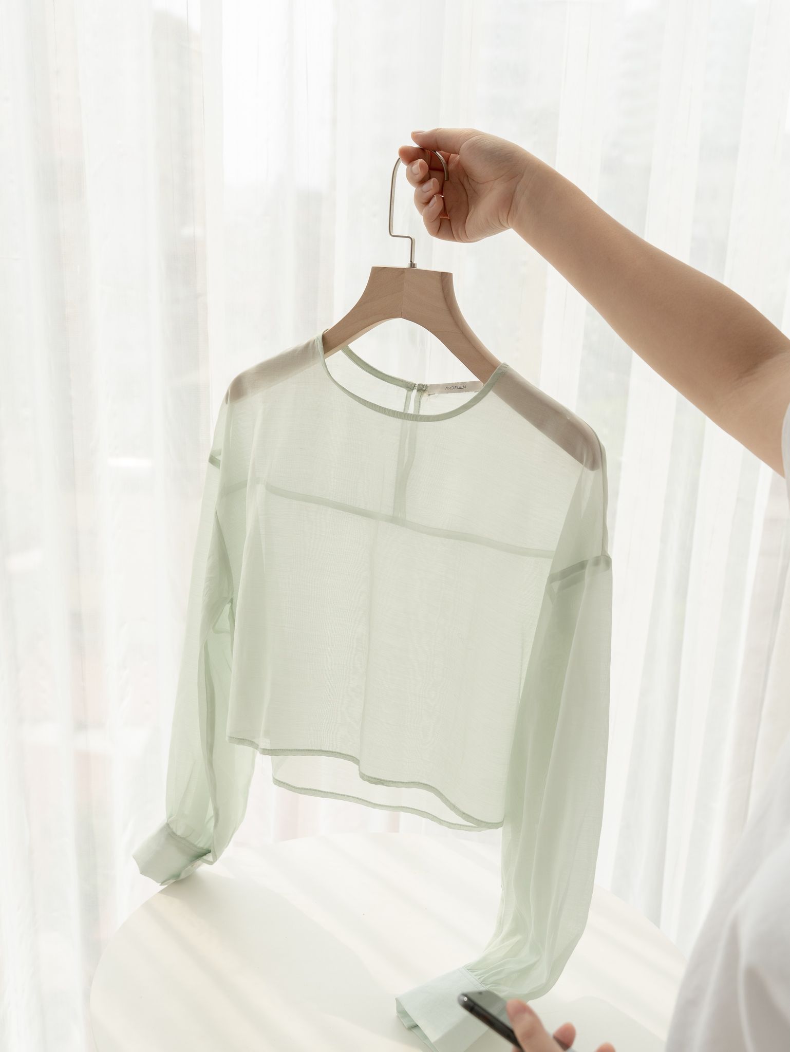 Áo Crotop Vải Tơ Madelen