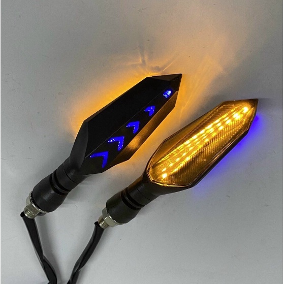 Đèn xin nhan xmen ( giá một đôi) - led đuổi