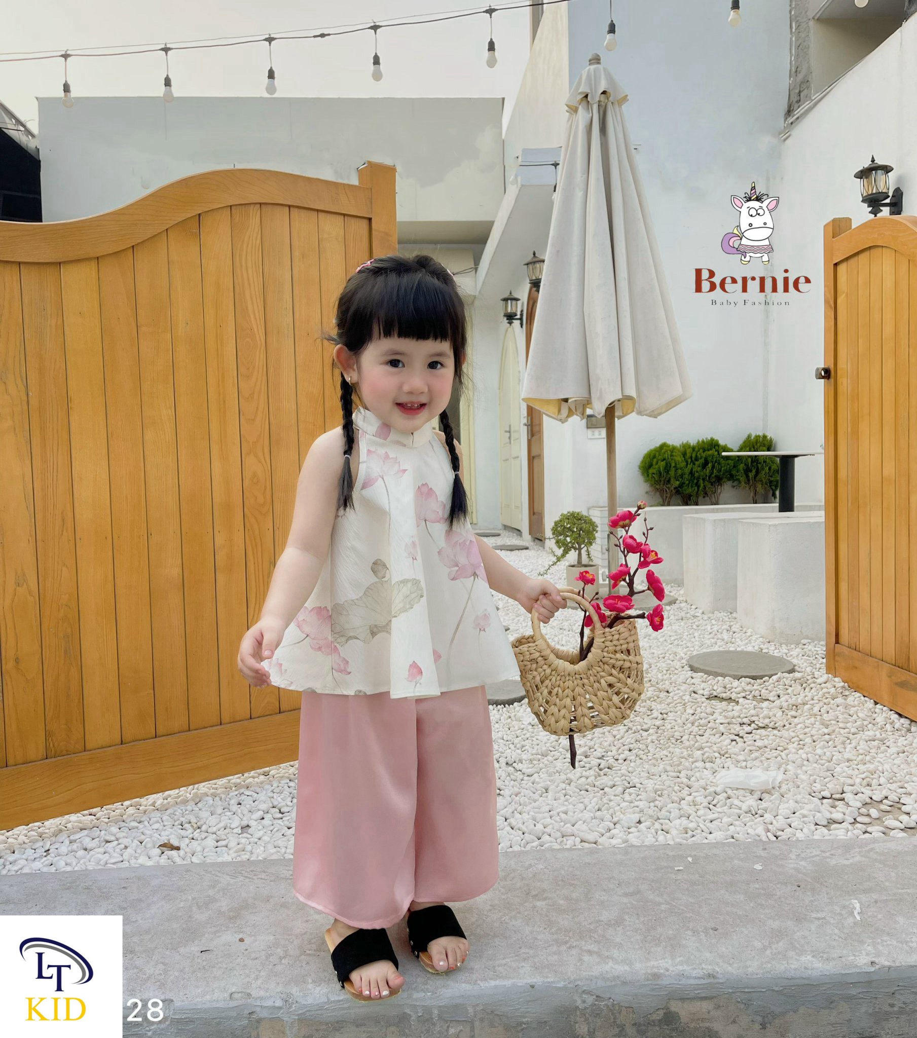Size đại 8-28kg: bộ yếm hoa sen quần xuông sieu kute cho bé gái - byhs