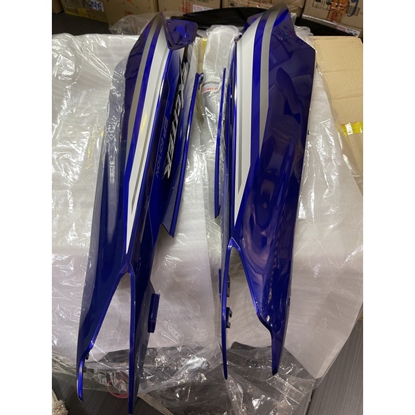 Cặp sườn Ex 135 xanh luôn tem