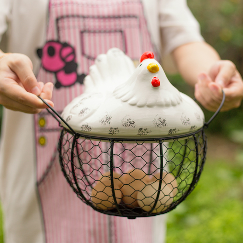 Ceramic egg basket Fruit basket Garlic potato sundries Blue ceramic kitchen decoration Creative hen storage iron woven basket