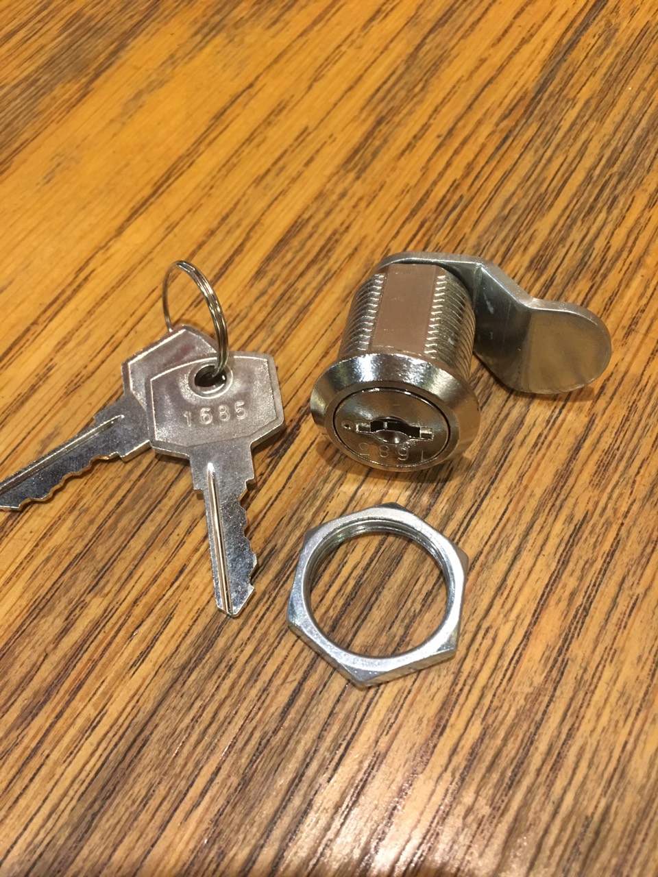 Khóa tủ locker T6-20MM Bas cong
