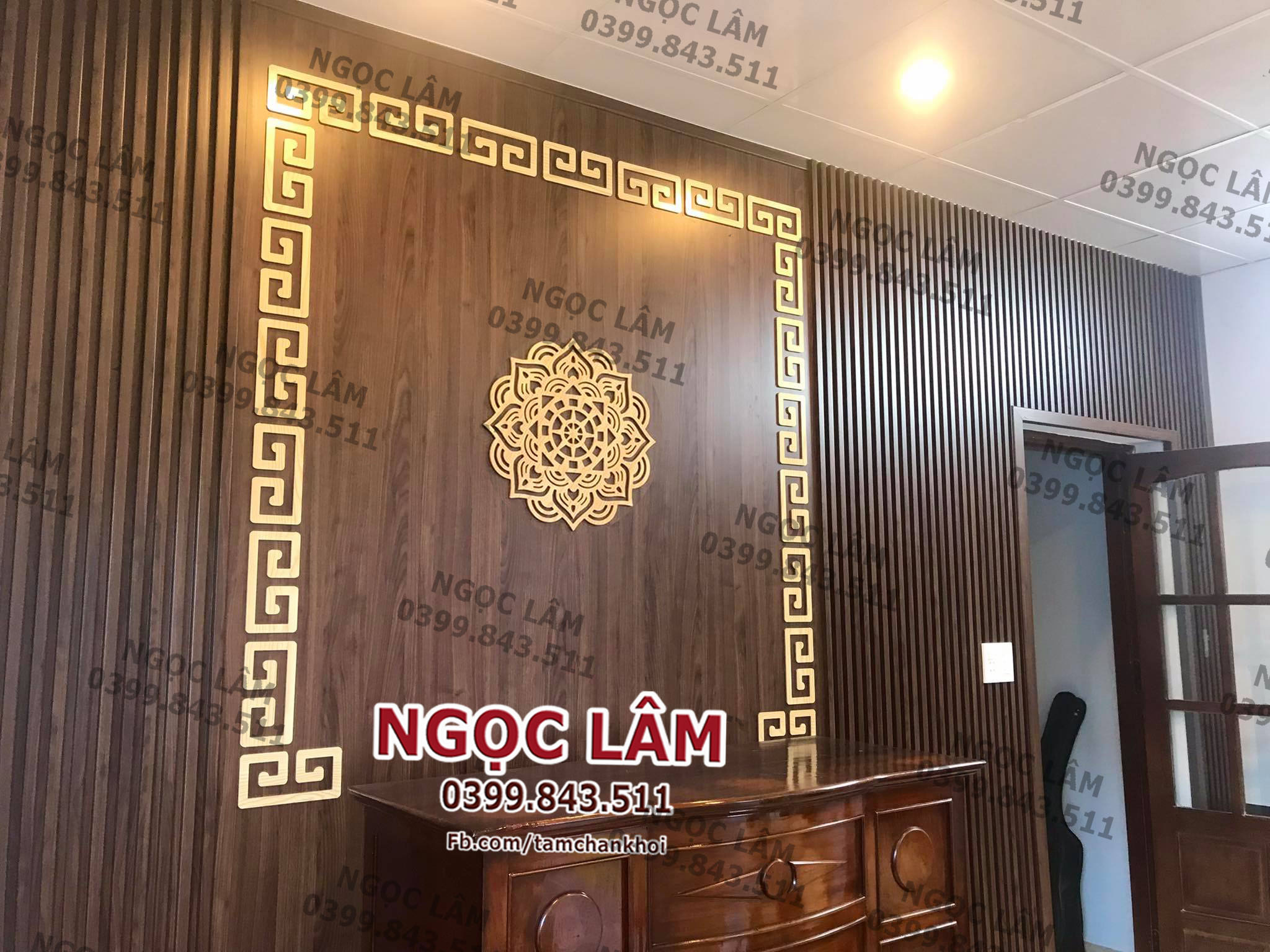 Ốp trang trí ban thờ 41x41cm hoa Sen
