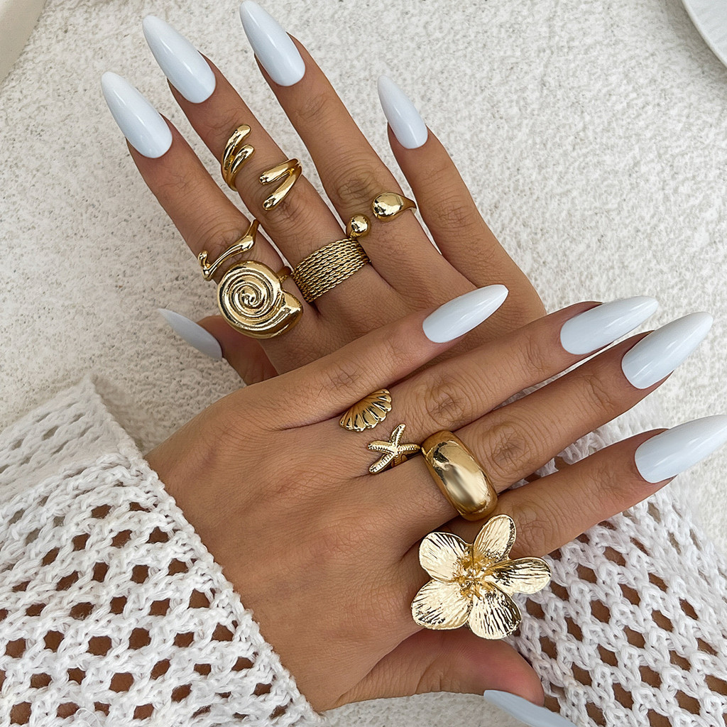 Enacolor Rings for Girls All Season Polished Alloy Boho Retro Flower & Starfish Ring Set – 8Pcs Fashion Jewellery.