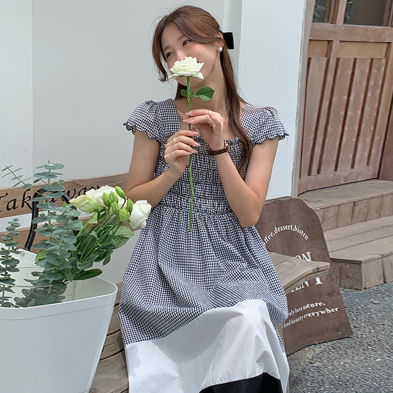 韩国TAISHENGNIAO时尚新款方领显瘦撞色拼接格子飞飞袖连衣裙长裙女