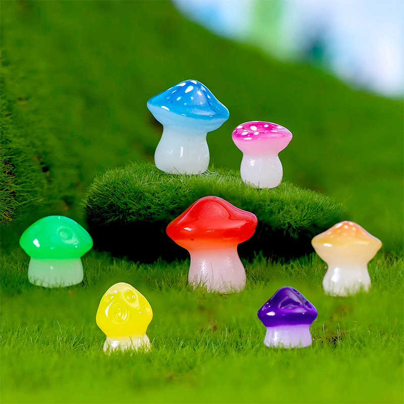 10%20Pcs%20Creative%20Night%20Glow%20Simulation%20Mushroom%20Figurine%20Animal%20Model%20Moss%20Micro%20Landscape%20Home%20Decor%20Miniature%20Ornament%20-%20Image%205