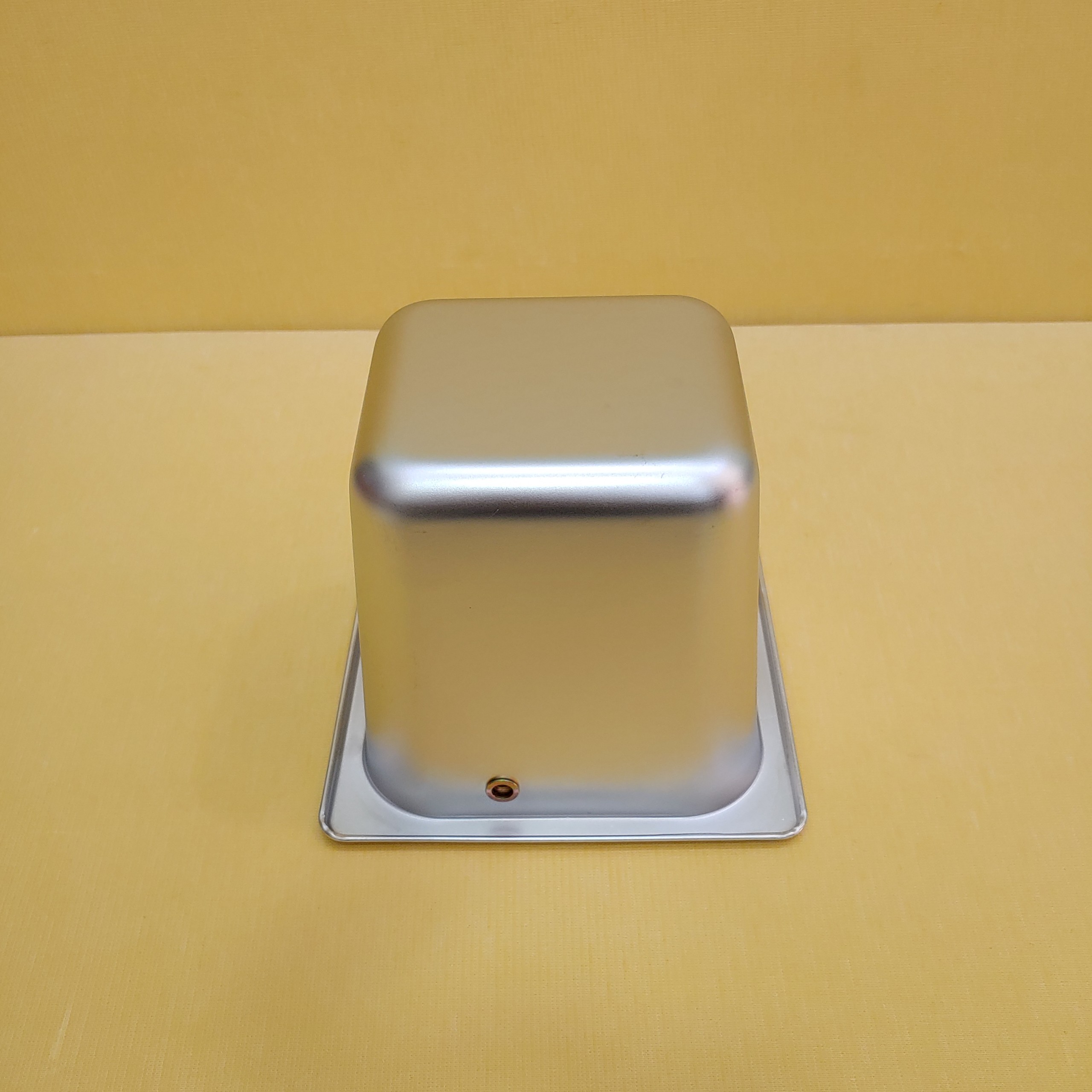 Hộp đựng bã cà phê cao 15cm