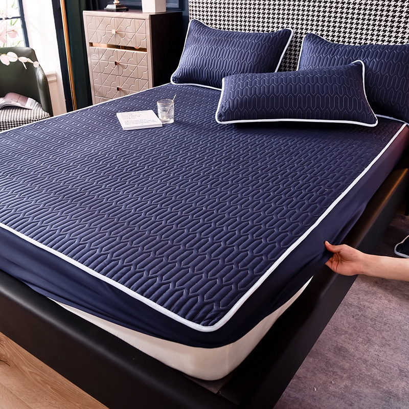 1pcs Thicken Quilted Mattress Cover King Quilted Bed Fitted Bed Sheet Anti-Bacteria Mattress Topper Air-Permeable Bed Pad Cover Not Including Pillowcase