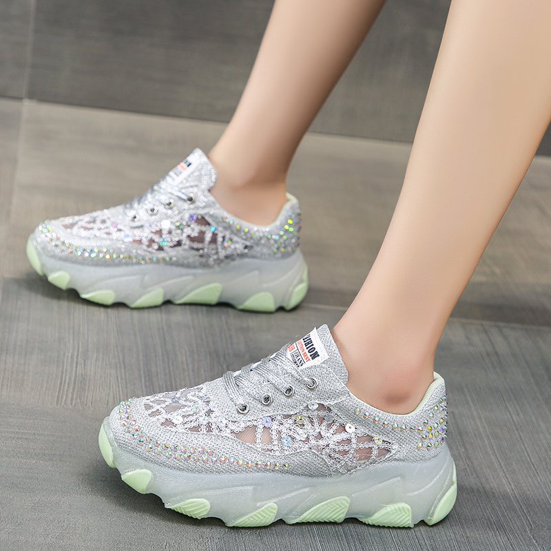 Giày Sneaker Cột Dây Đính Đá Kim Sa Thoáng Khí