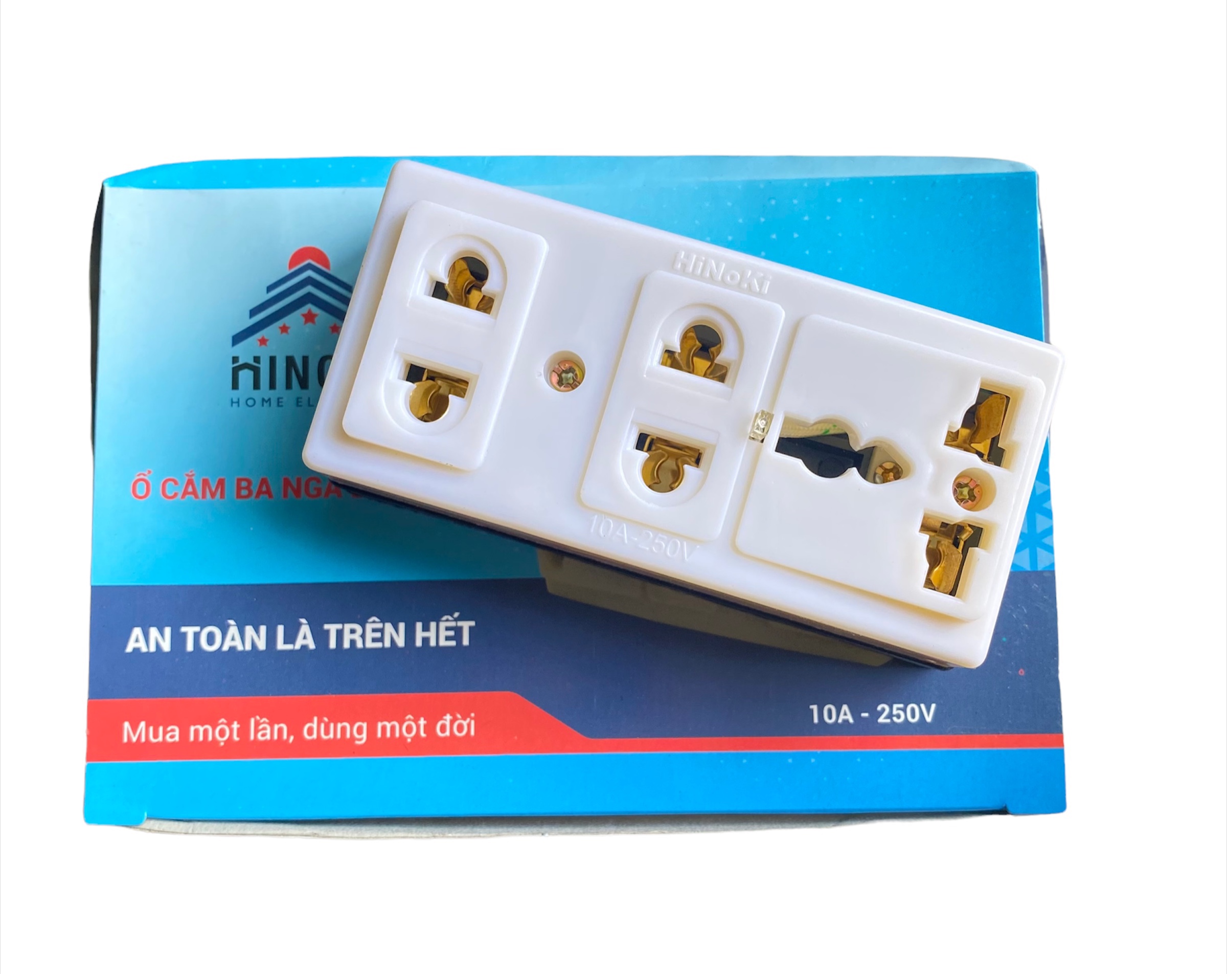 Ổ cắm điện 3 ngả HINOKI 10A-250V